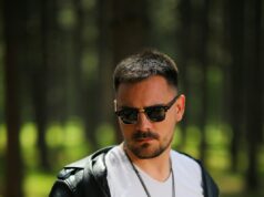 Jovan Radovanović, omiljeni pevač na narodnoj sceni, doživeo je značajan porast popularnosti zahvaljujući svom hitu „Još Jednom Ponovo“.