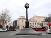 Gradski urbanista Marko Stojčić izjavio je da su danas demontirana dva od ukupno četiri mehanizma sata na Trgu republike.