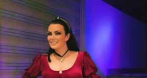 SASHKA WACKER – PEVAČICA KOJA OSVAJA PUBLIKU GDE GOD SE POJAVI