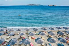 Portugal turistima preskup: Ležaljka 200 evra, ručak 100