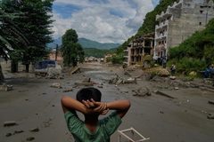 „CUNAMI SA NEBA“ PRETI CELOJ PLANETI: HOROR U NEPALU MOŽE BITI SAMO POČETAK – NAUČNICI UPOZORAVAJU I NA OPASNOST U EVROPI