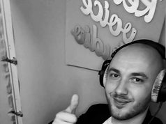 NIKOLA RADIĆ PONOVO POMERA GRANICE: COVER „DEFICIT“ ZA SAMO NEKOLIKO SATI ODUŠEVIO PUBLIKU!