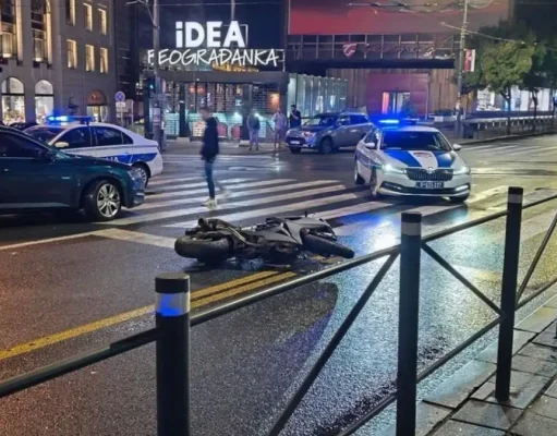 LIVE VESTI | TRAGEDIJA U CENTRU BEOGRADA: Motociklista (22) poginuo u stravičnom sudaru!